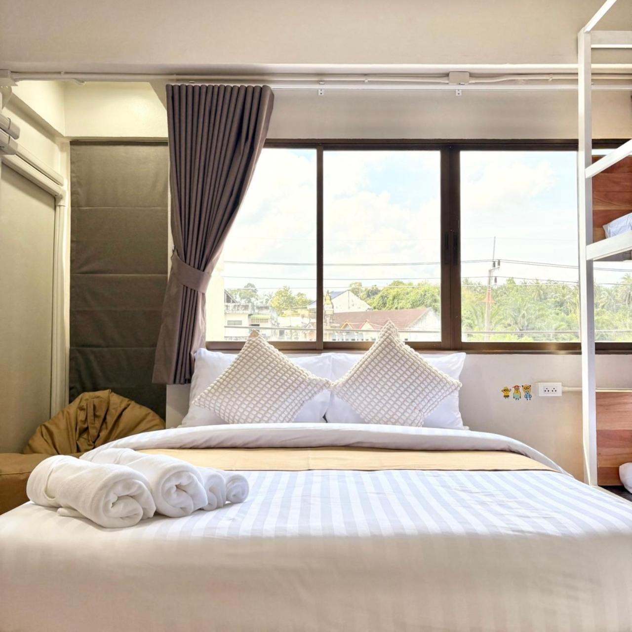 Yoi Hotel 3*